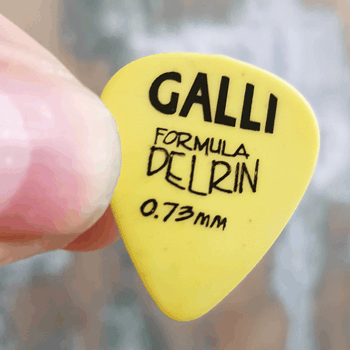 Galli D51Y Formula DELRIN Pick 0.73 mm, yellow
