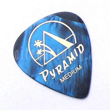 Pyramid 554 Classic Celluloid Pick, Soft 0.50 mm, pearl-blue